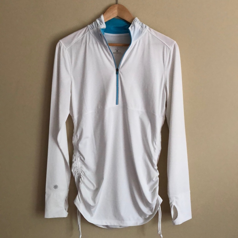 Athletic pullover
